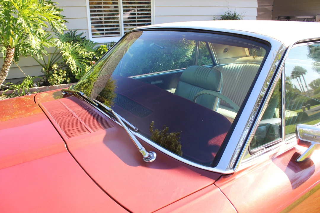 1965 Ford Thunderbird 4th Gen - Image 28 of 31