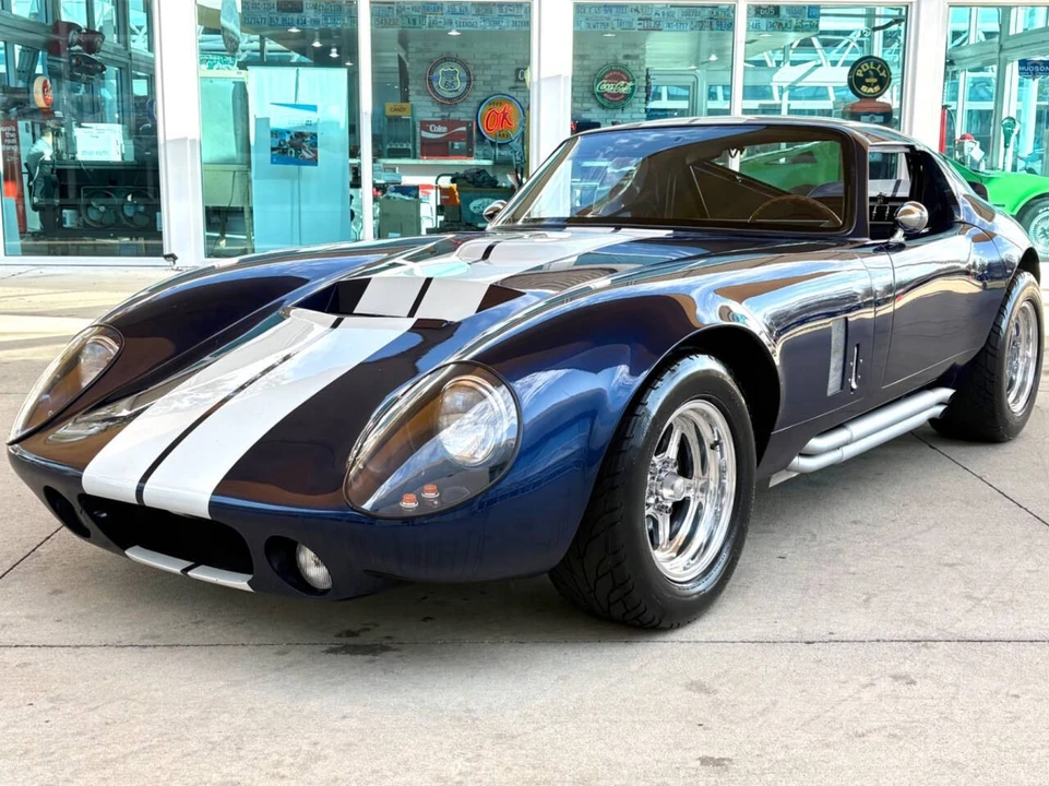 1965 Ford GT40 - Image 12 of 31
