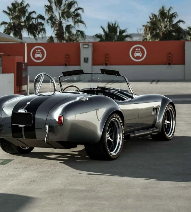 1965 Superformance - Image 2 of 19
