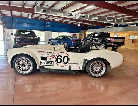 1965 Ford Shelby Cobra Challenge Racing Spec