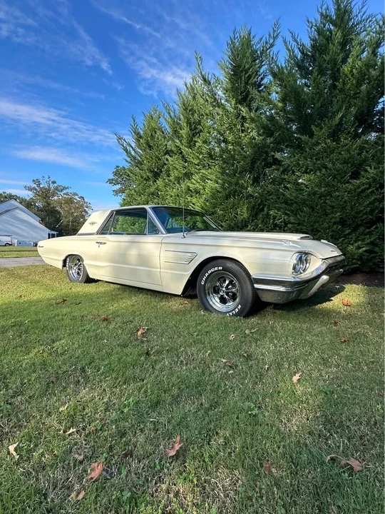 1965 Ford Thunderbird 4th Gen - Image 2 of 18