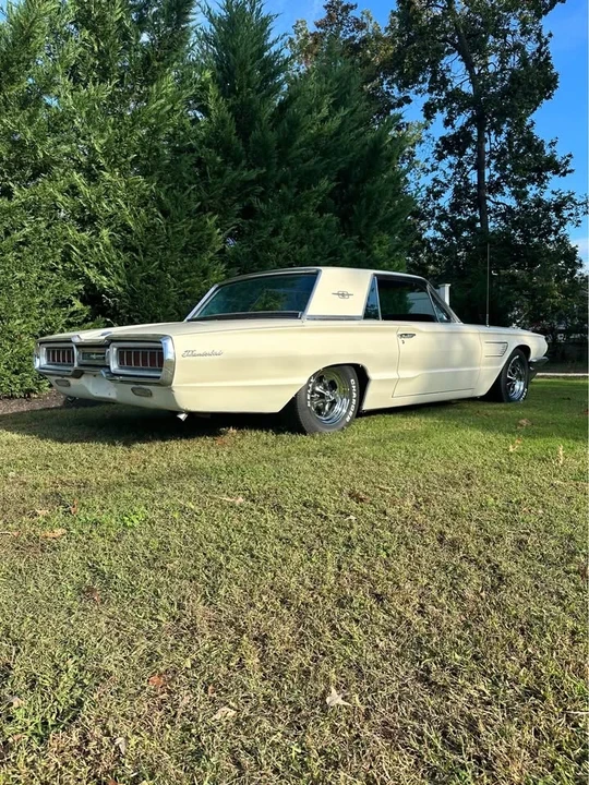 1965 Ford Thunderbird 4th Gen - Image 3 of 18