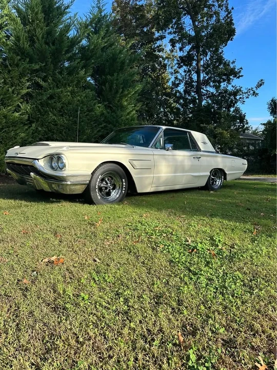 1965 Ford Thunderbird 4th Gen - Image 8 of 18