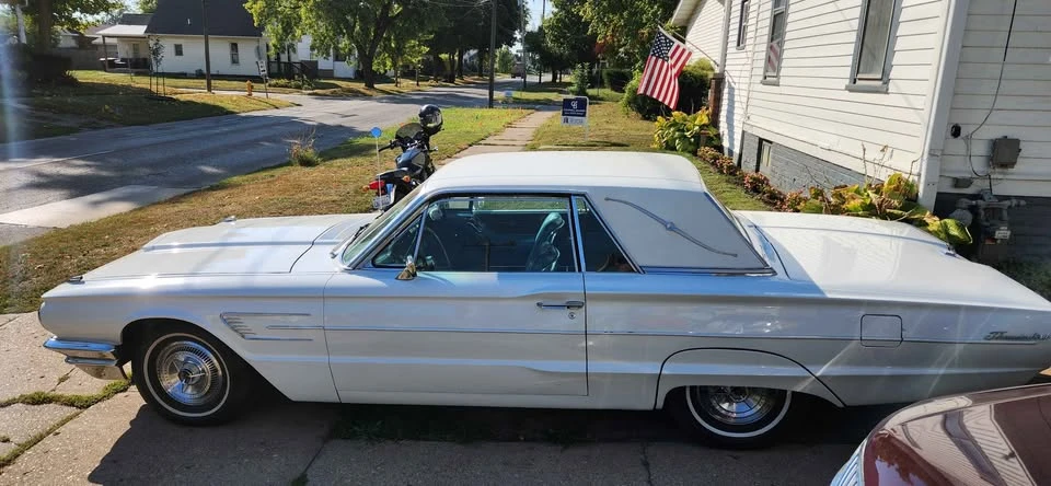 1965 Ford Thunderbird 4th Gen - Image 4 of 20