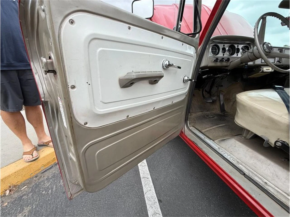 1965 GMC C/K 1st Gen - Image 7 of 31