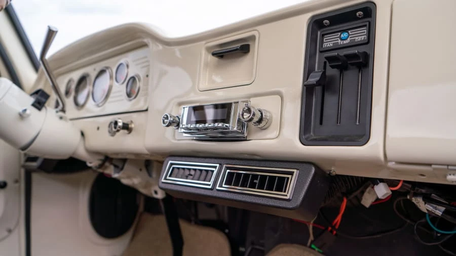 1965 GMC C/K 1st Gen - Image 19 of 31