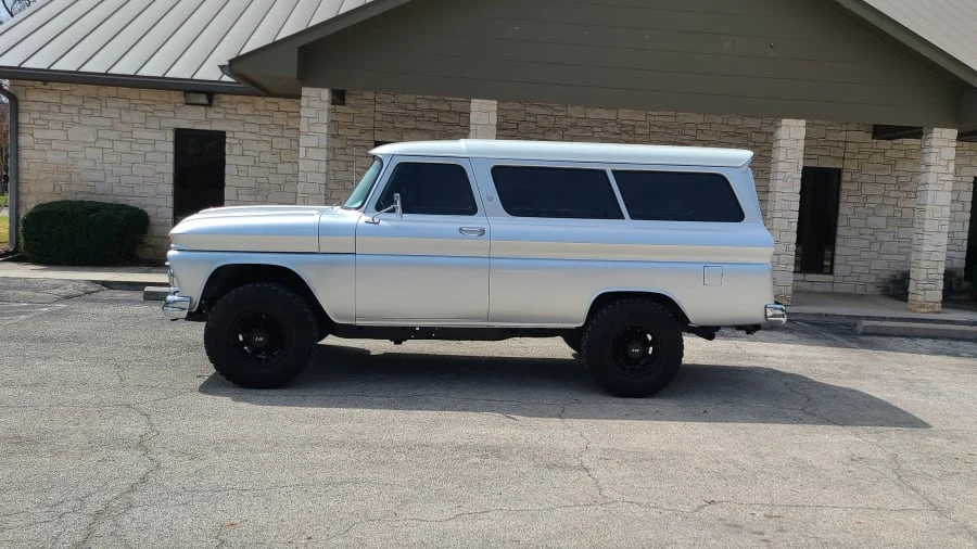 1965 GMC Suburban 5th Gen - Image 5 of 28