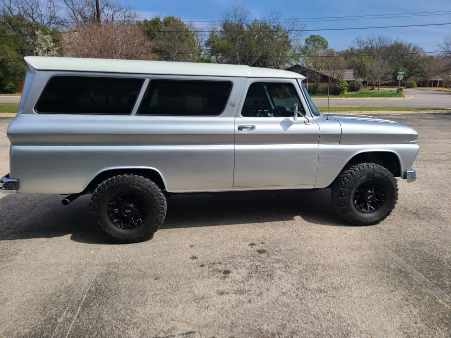 1965 GMC Suburban 5th Gen - Image 7 of 28