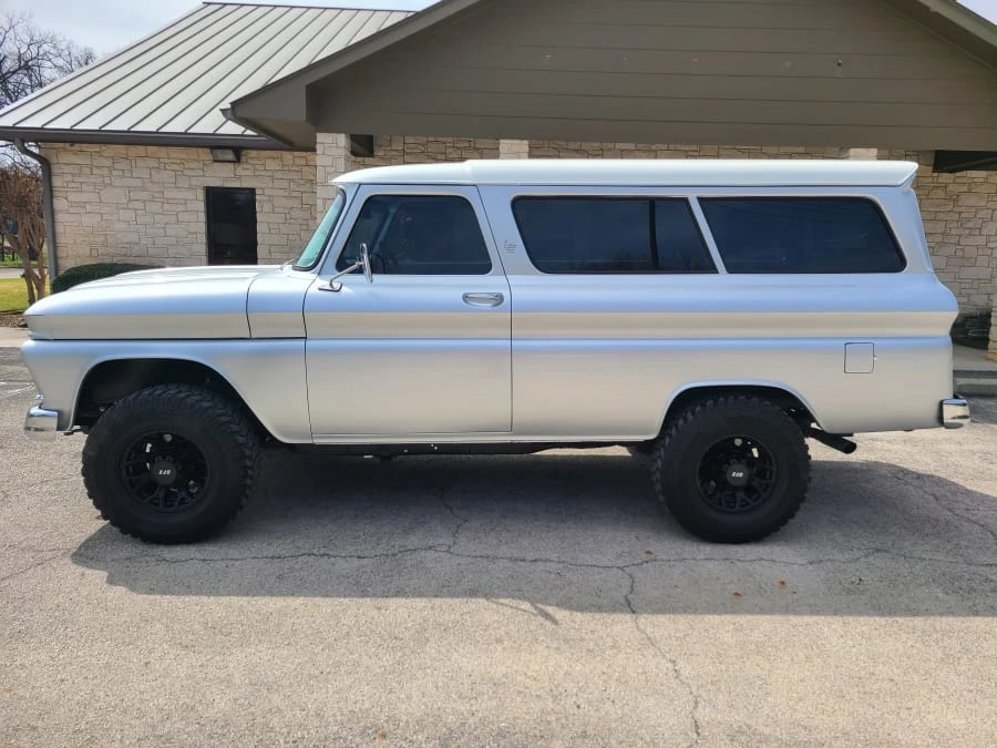 1965 GMC Suburban 5th Gen - Image 2 of 28