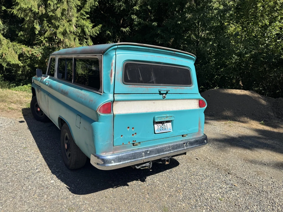 1965 GMC Suburban 5th Gen - Image 8 of 31