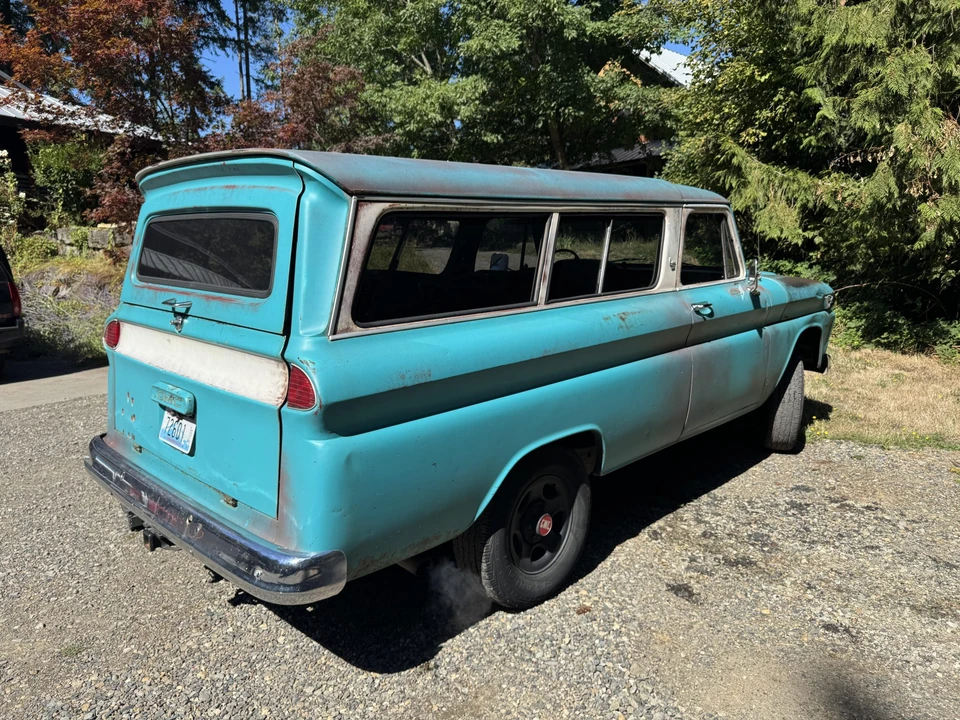1965 GMC Suburban 5th Gen - Image 10 of 31