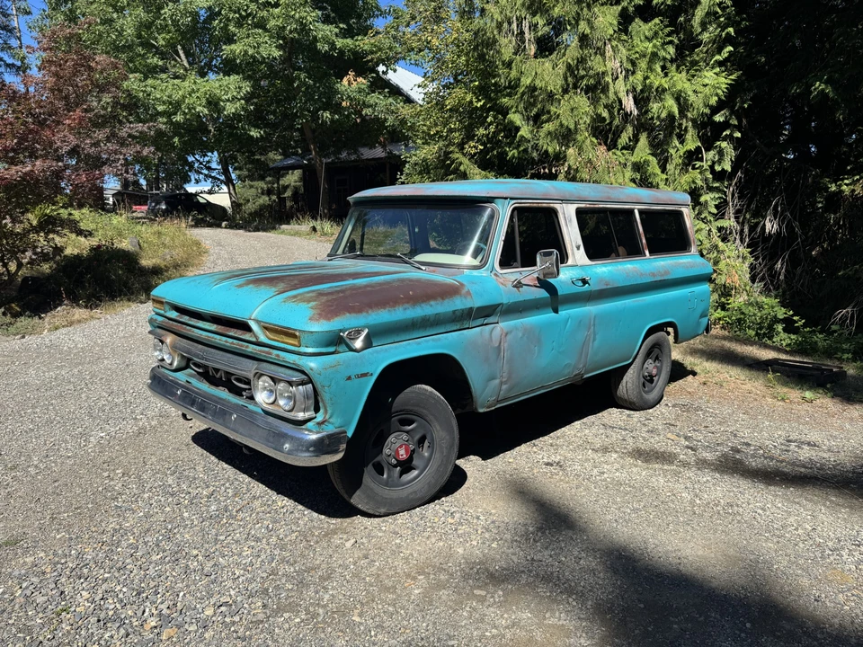 1965 GMC Suburban 5th Gen - Image 3 of 31