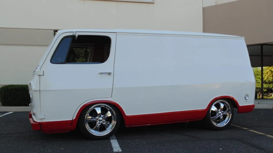 1965 GMC G-series Van - Image 2 of 9