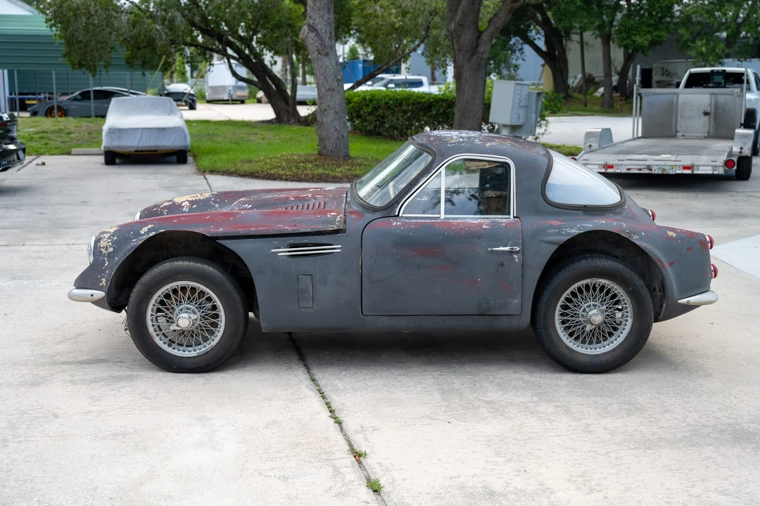 1965 Griffith - Image 16 of 31