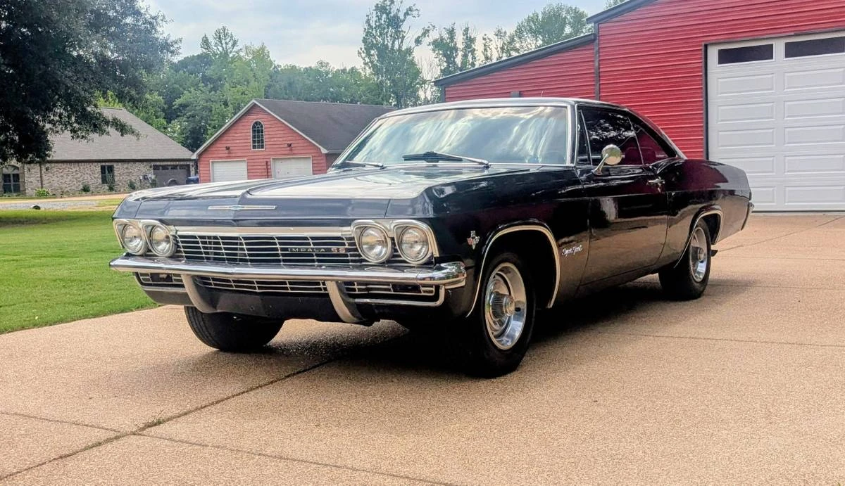 1965 Chevrolet Impala SS 4th Gen - Image 2 of 11