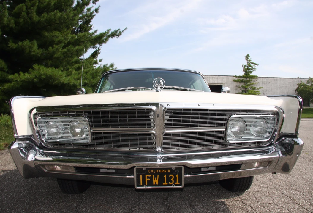 1965 Chrysler Imperial 2nd Gen - Image 13 of 31