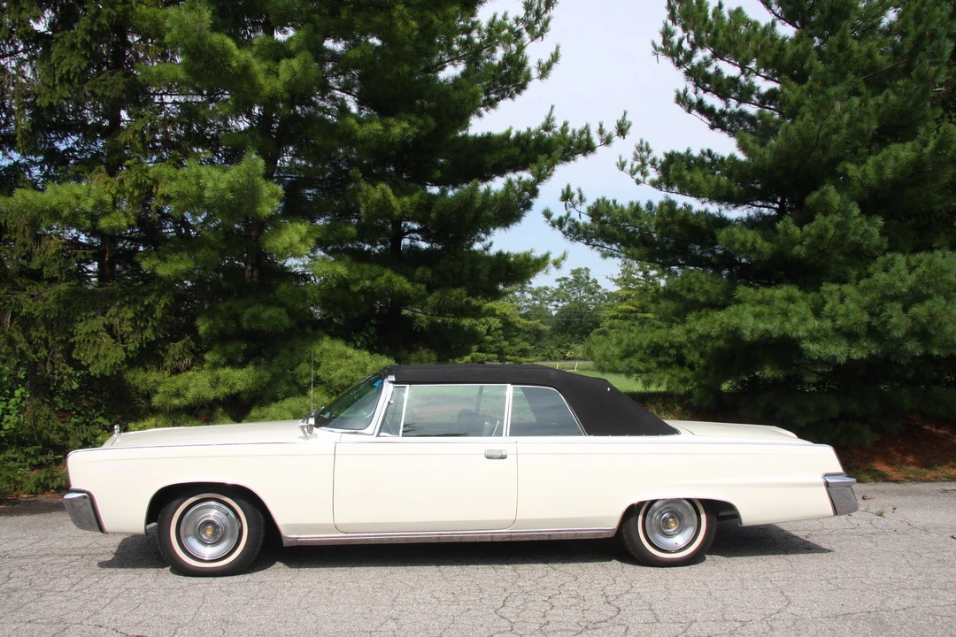 1965 Chrysler Imperial 2nd Gen - Image 11 of 31