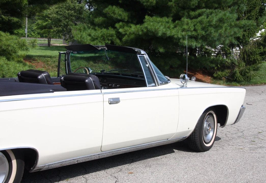1965 Chrysler Imperial 2nd Gen - Image 16 of 31