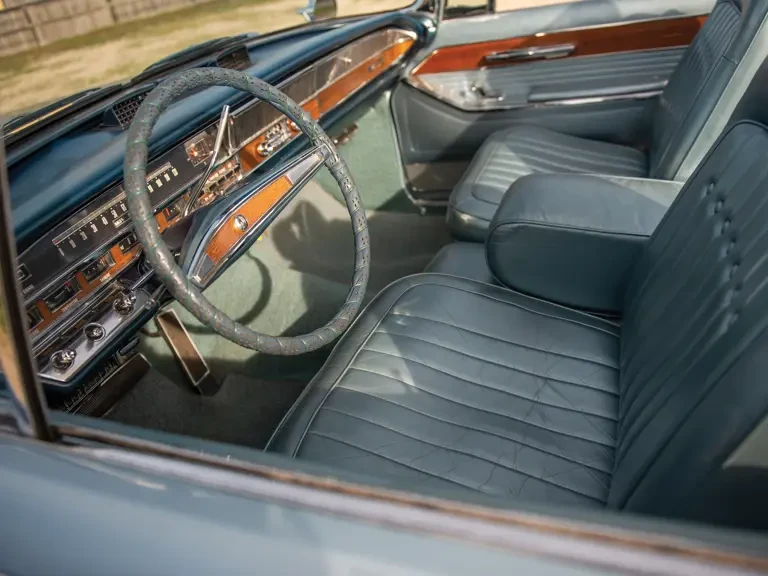 1965 Imperial Crown - Image 5 of 30