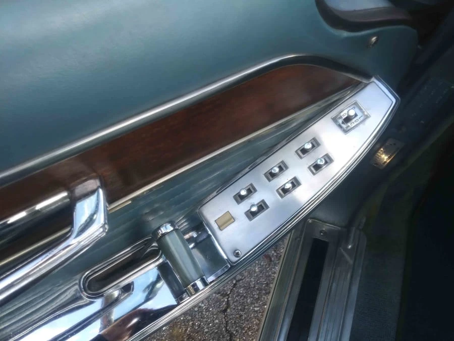 1965 Imperial Crown - Image 6 of 26