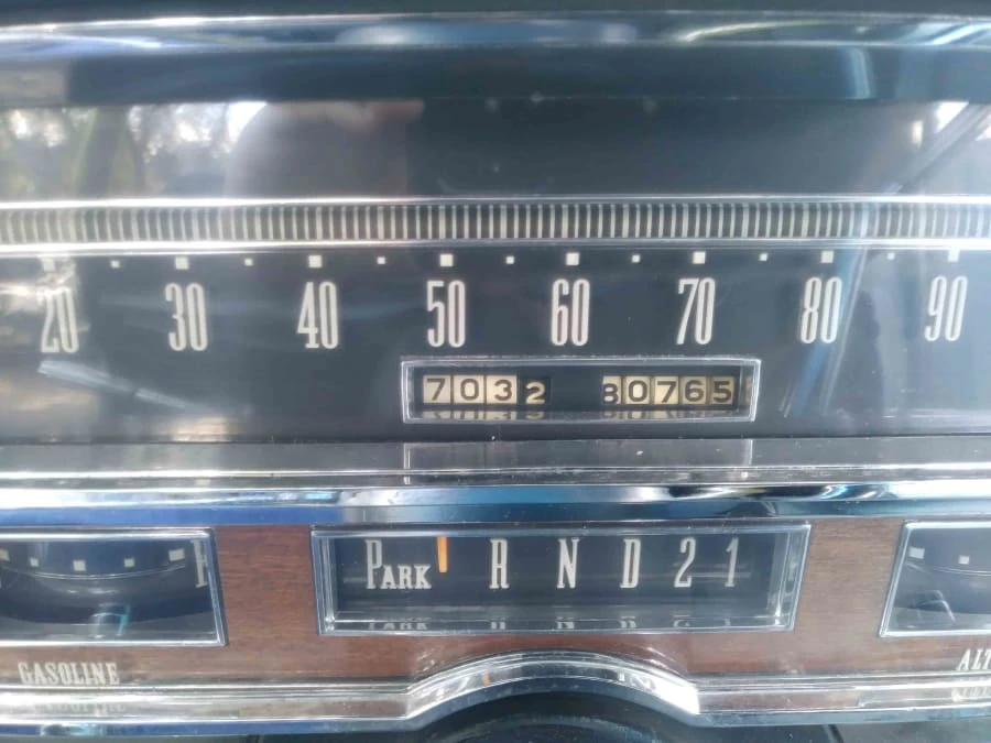 1965 Imperial Crown - Image 5 of 26