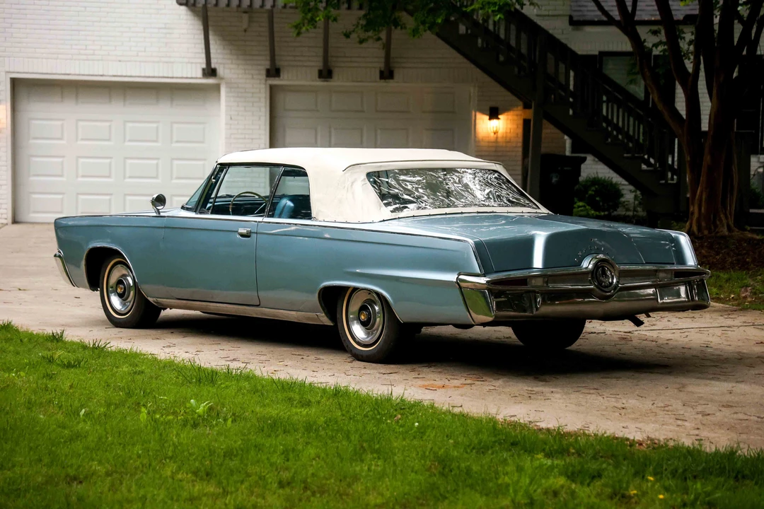 1965 Imperial Crown - Image 9 of 31