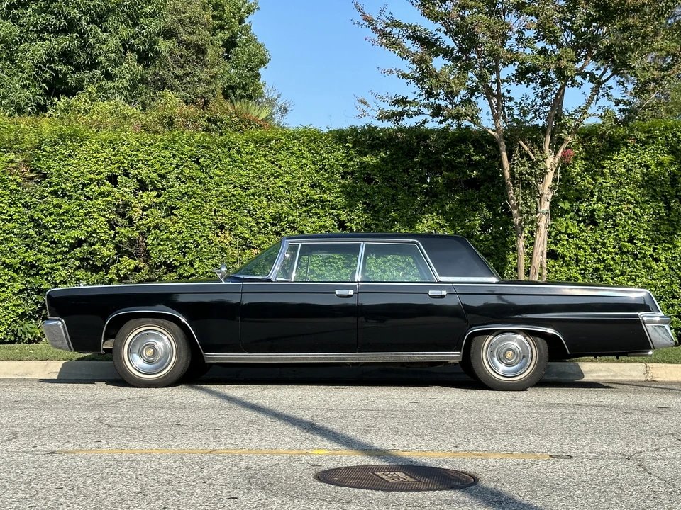 1965 Chrysler Imperial 2nd Gen - Image 8 of 31