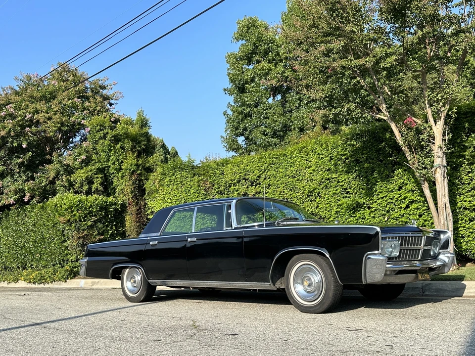 1965 Chrysler Imperial 2nd Gen - Image 4 of 31