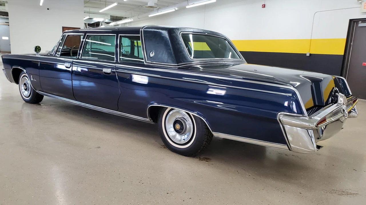 1965 Chrysler Imperial 2nd Gen - Image 6 of 31
