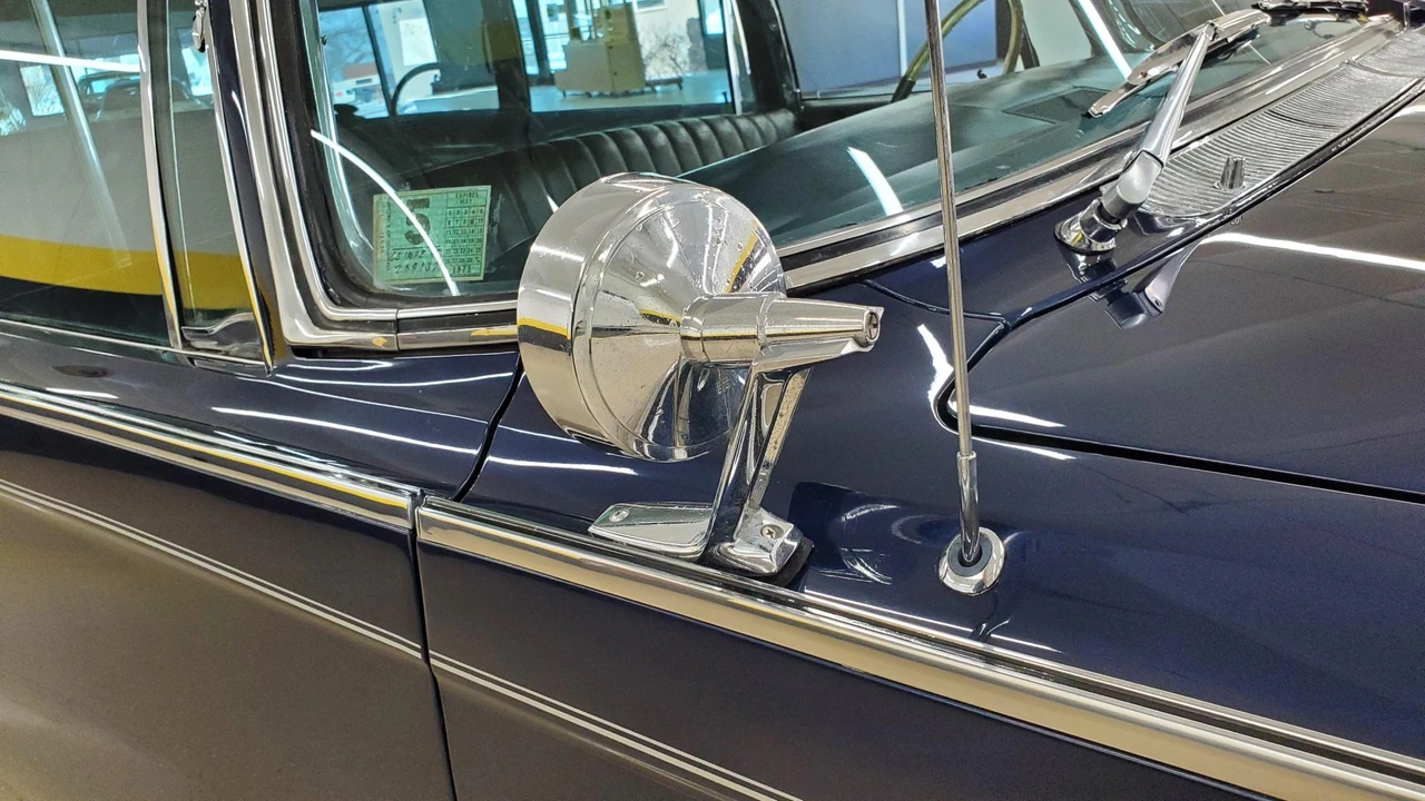 1965 Chrysler Imperial 2nd Gen - Image 24 of 31