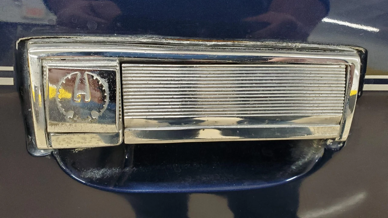 1965 Chrysler Imperial 2nd Gen - Image 23 of 31