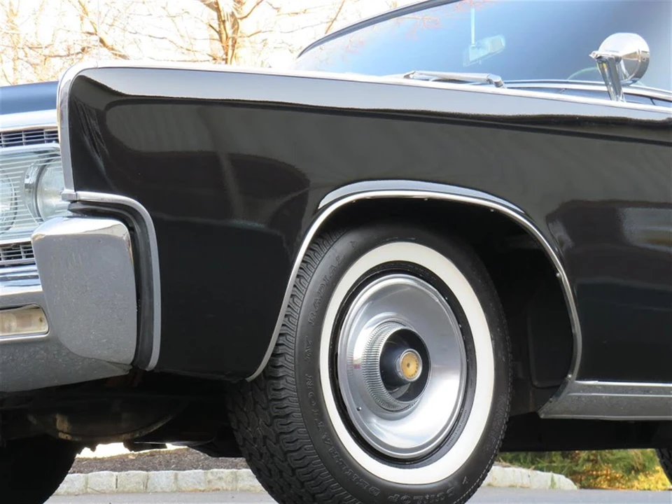1965 Chrysler Imperial 2nd Gen - Image 24 of 31