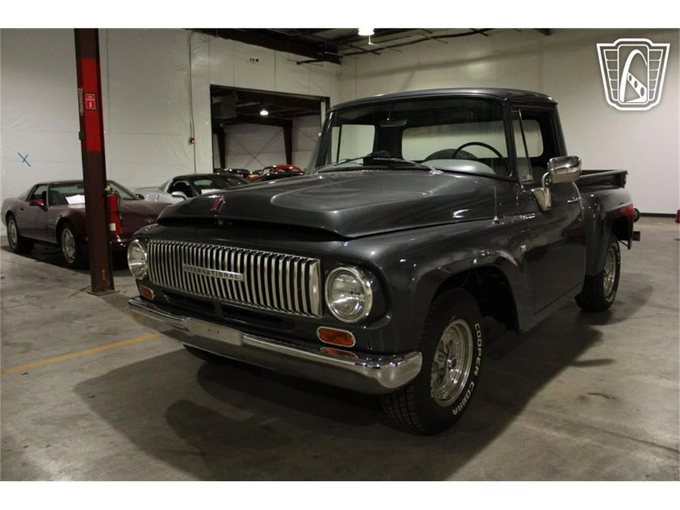 1965 International - Image 4 of 31