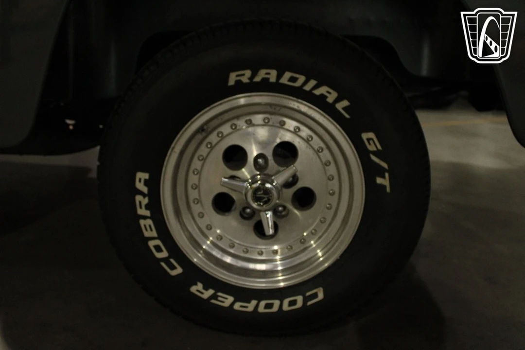 1965 International Harvester Pickup - Image 14 of 21