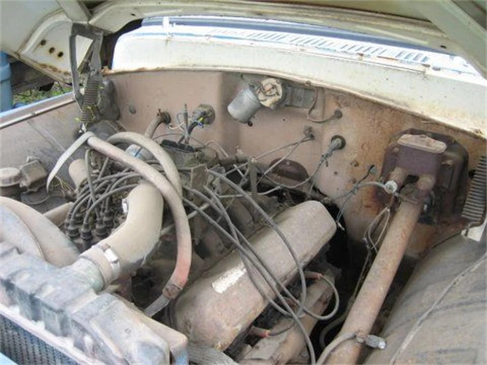 1965 International - Image 6 of 15