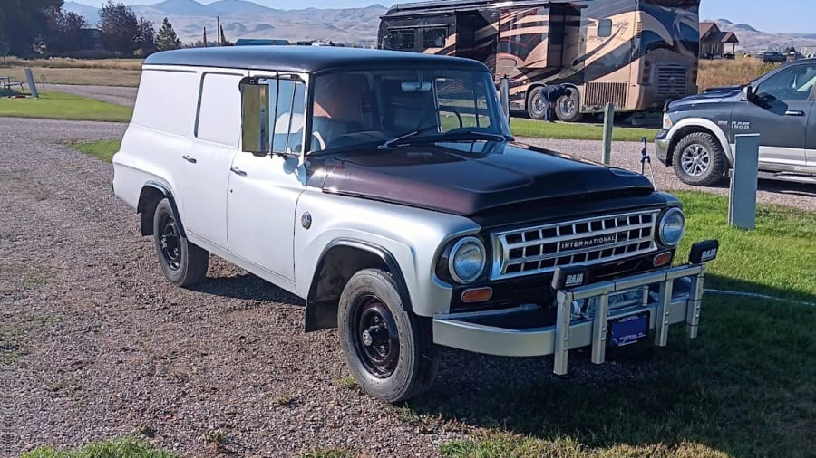 1965 International Harvester Travelall - Image 6 of 15