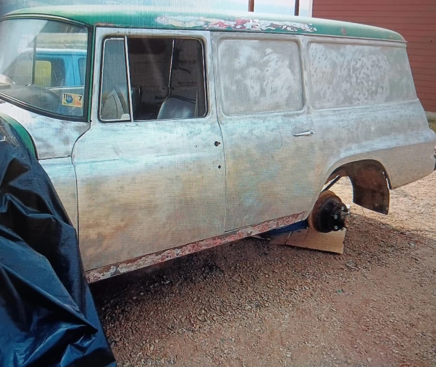 1965 International Harvester Travelall - Image 13 of 15
