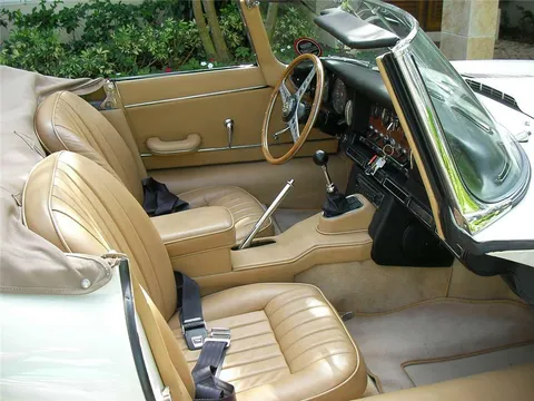 1965 Jaguar E-Type Series 1 - Image 4 of 5