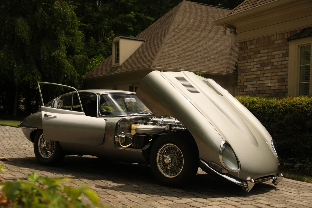 1965 Jaguar E-Type Series 1 - Image 18 of 31