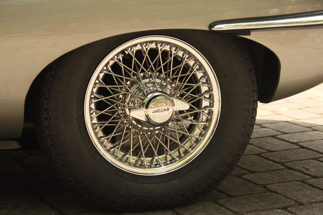 1965 Jaguar E-Type Series 1 - Image 9 of 31