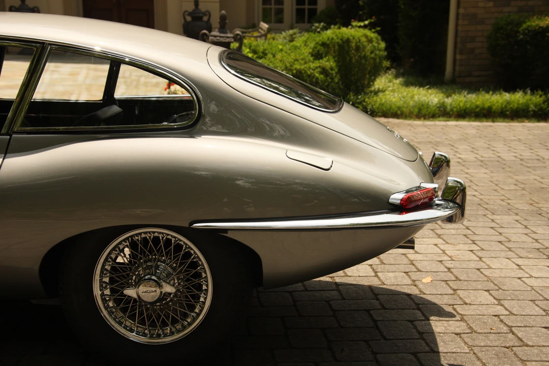 1965 Jaguar E-Type Series 1 - Image 8 of 31
