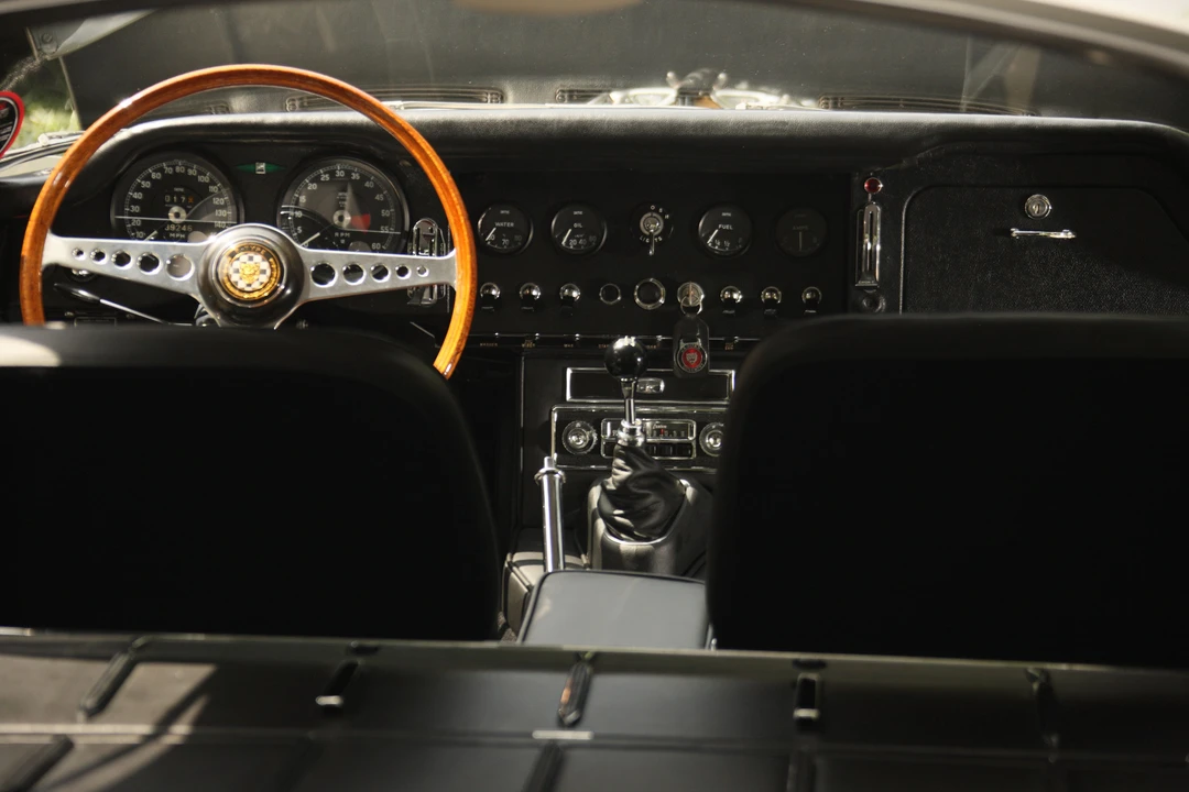 1965 Jaguar E-Type Series 1 - Image 28 of 31