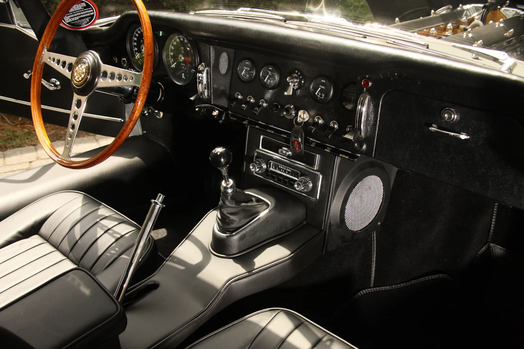 1965 Jaguar E-Type Series 1 - Image 24 of 31