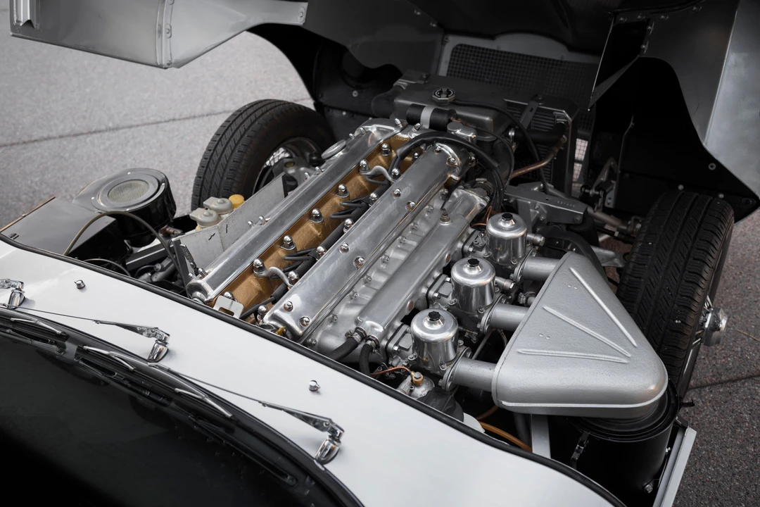1965 Jaguar E-Type Series 1 - Image 10 of 31