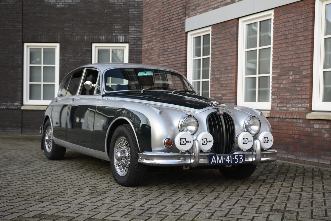 1965 Jaguar Mark II - Image 4 of 31