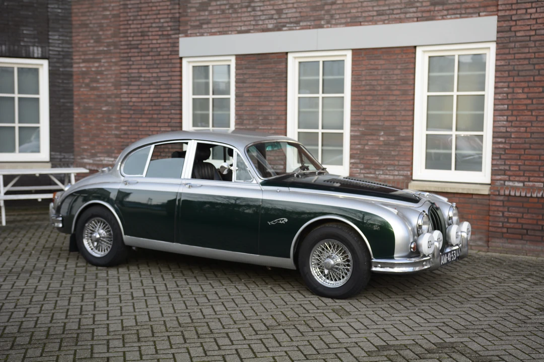 1965 Jaguar Mark II - Image 19 of 31