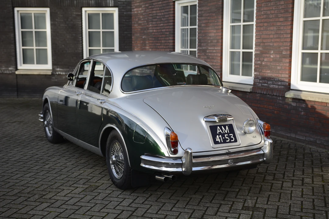 1965 Jaguar Mark II - Image 13 of 31