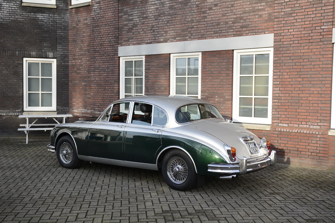 1965 Jaguar Mark II - Image 11 of 31