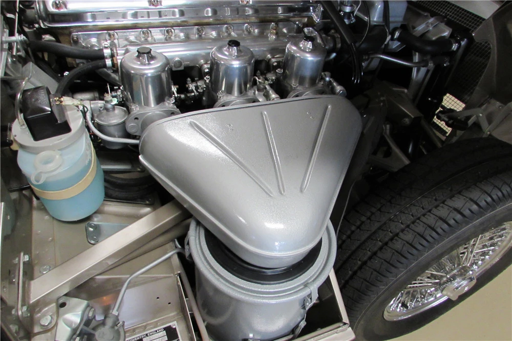 1965 Jaguar E-Type Series 1 - Image 9 of 10