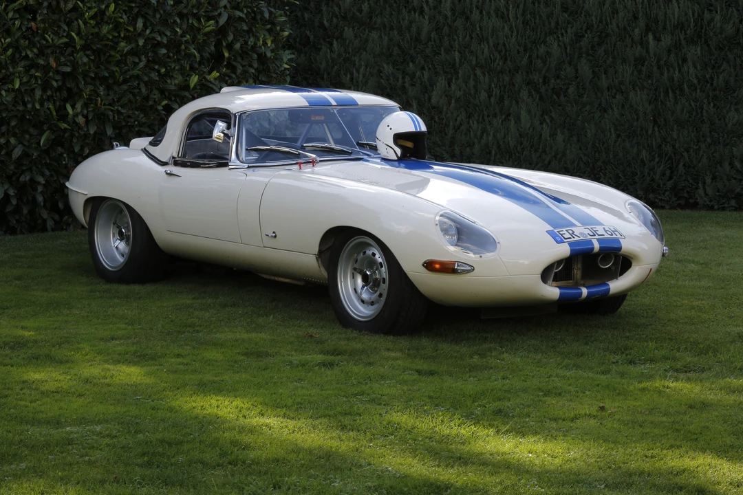 1965 Jaguar E-Type Series 1 - Image 6 of 19